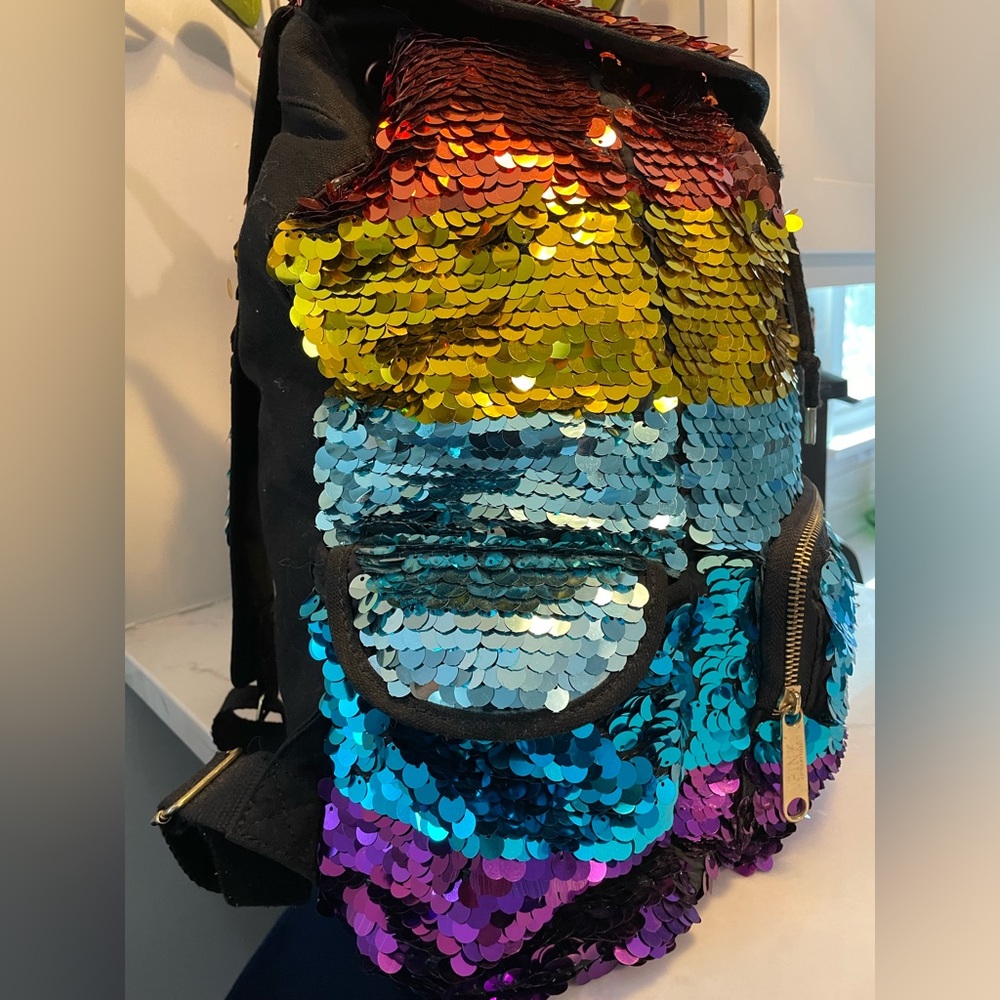 Victoria’s Secret Pink 2012 Fashion Show Runway Backpack - Picture 9 of 16